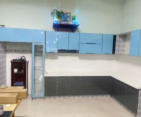 Sản xuất tủ nhôm cánh kính